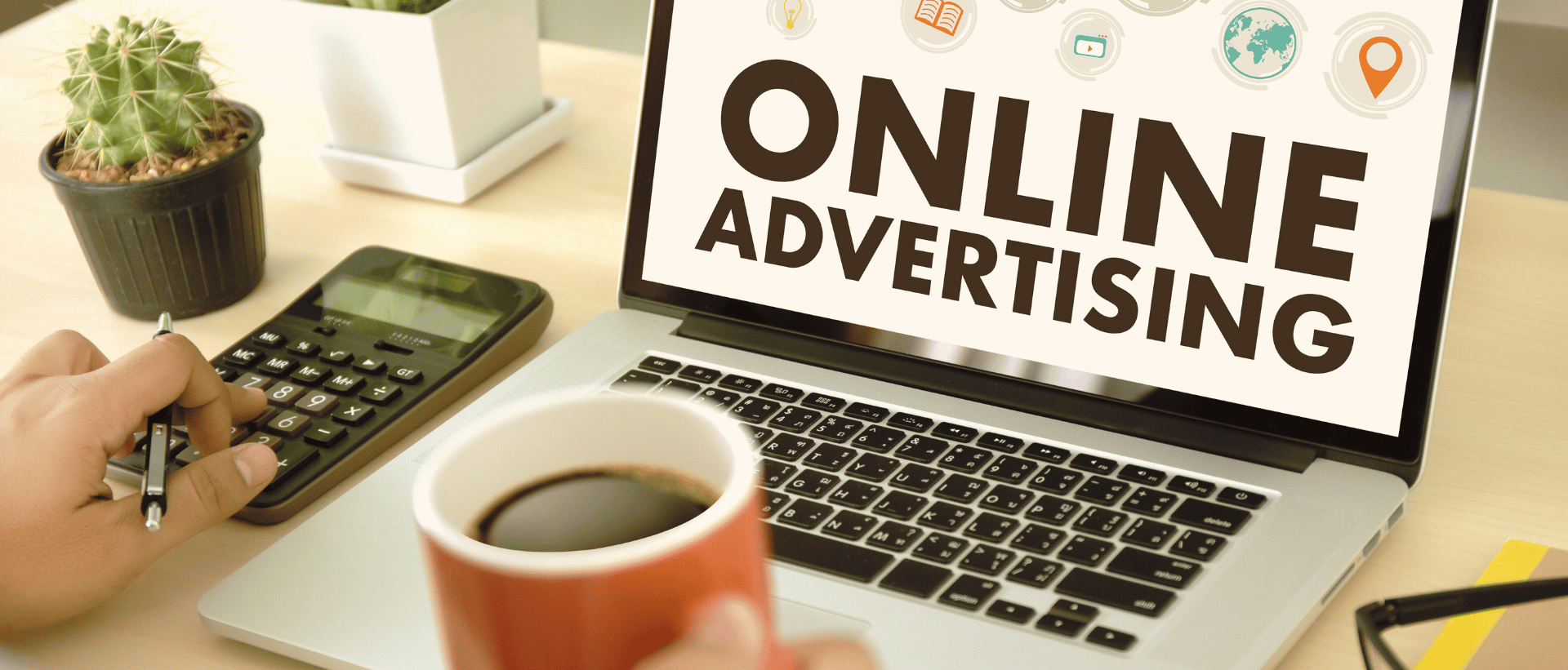 Generando Anuncios Efectivos: Enfatizando Características y Beneficios